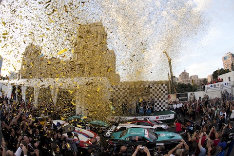121028_citychallenge_podium